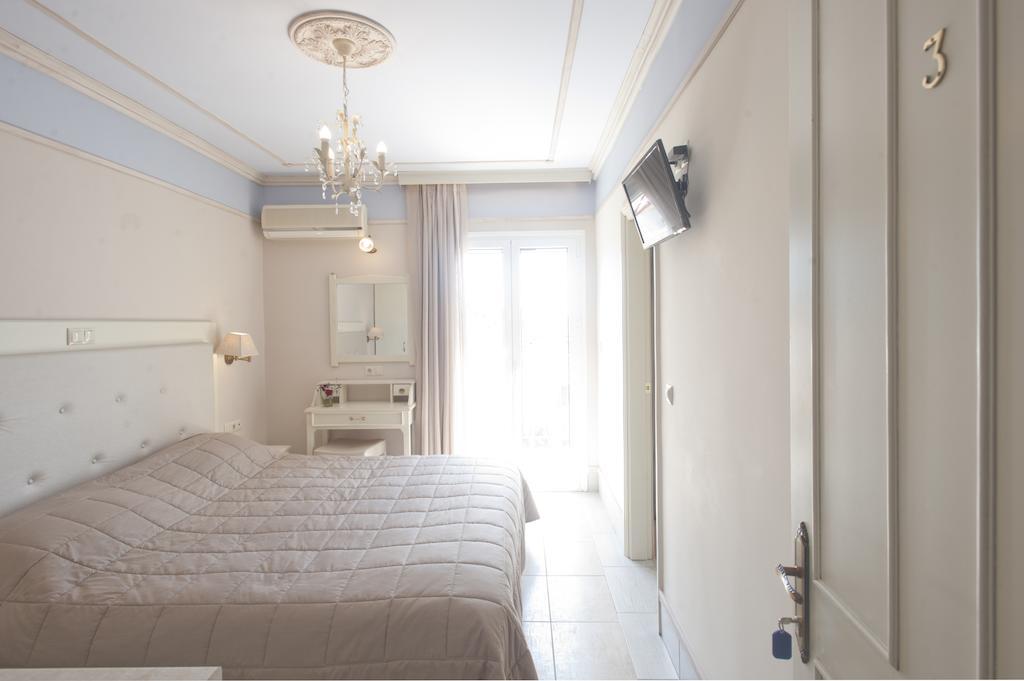 Tina'S House Aparthotel Pylos Exterior photo
